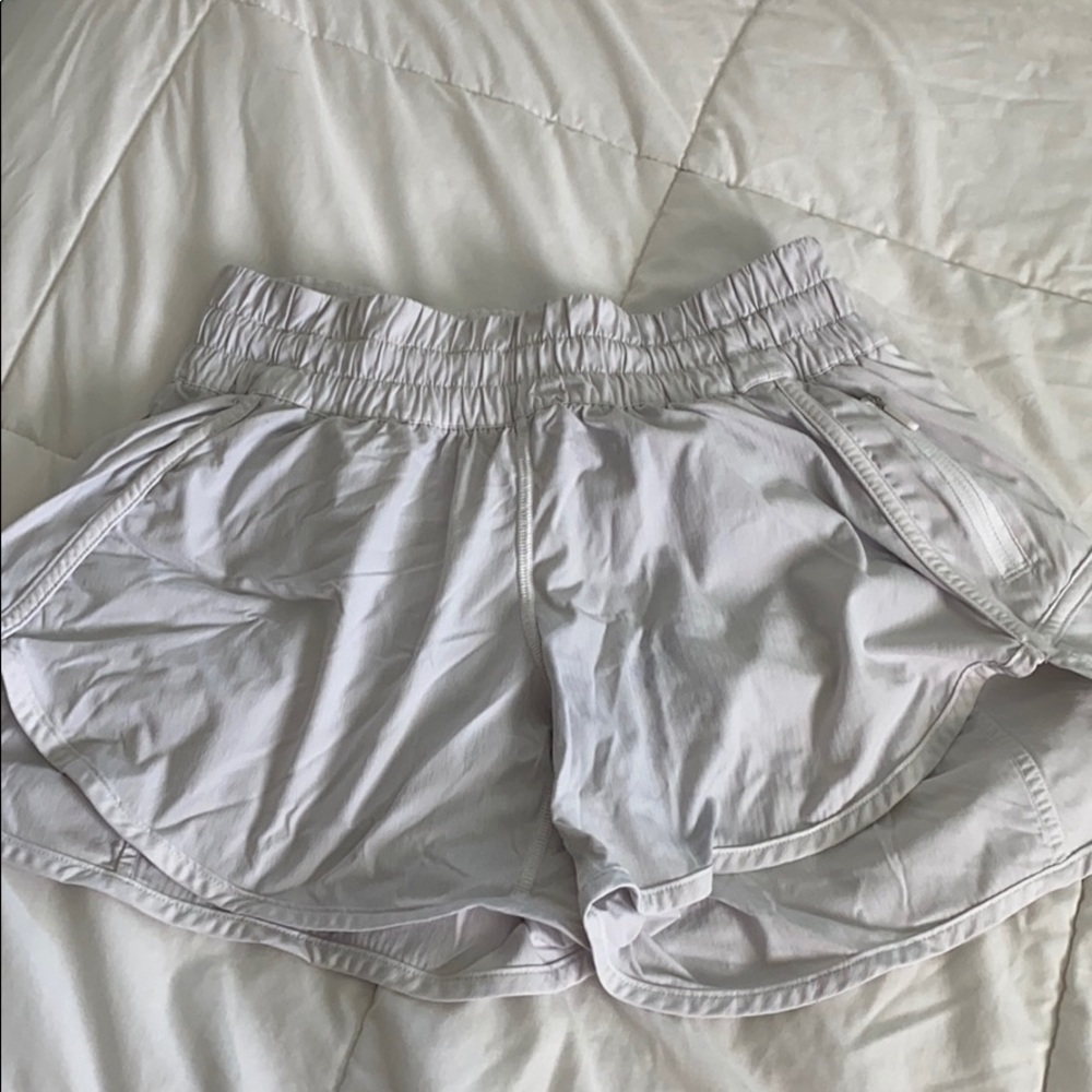 Lululemon tracker short 4”